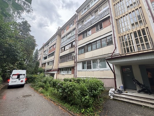 Продам двухкомнатную (2-комн.) квартиру, Ватутина ул, 14, Нальчик г