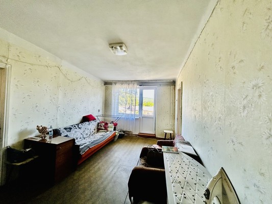 Продам трехкомнатную (3-комн.) квартиру, Беспалова ул, 106, Симферополь г