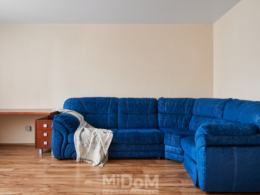 Продам трехкомнатную (3-комн.) квартиру, Металлистов пр-кт, 15, Санкт-Петербург г