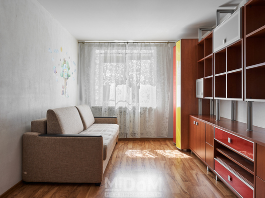 Продам трехкомнатную (3-комн.) квартиру, Металлистов пр-кт, 15, Санкт-Петербург г