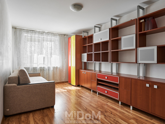 Продам трехкомнатную (3-комн.) квартиру, Металлистов пр-кт, 15, Санкт-Петербург г