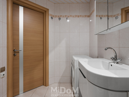 Продам трехкомнатную (3-комн.) квартиру, Металлистов пр-кт, 15, Санкт-Петербург г