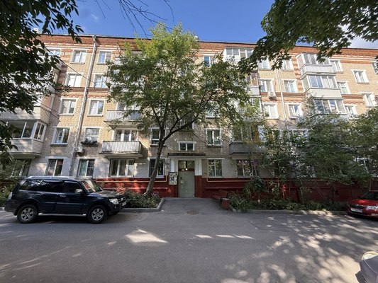 Продам трехкомнатную (3-комн.) квартиру, Каширское ш, 44 к3, Москва г