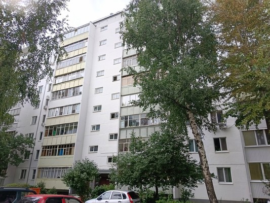 Продам однокомнатную (1-комн.) квартиру, Победы пр-кт, 70, Казань г