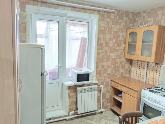Продам однокомнатную (1-комн.) квартиру, Победы пр-кт, 70, Казань г