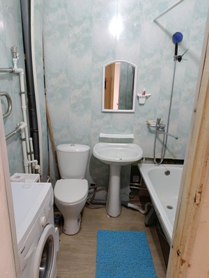 Продам однокомнатную (1-комн.) квартиру, Победы пр-кт, 70, Казань г