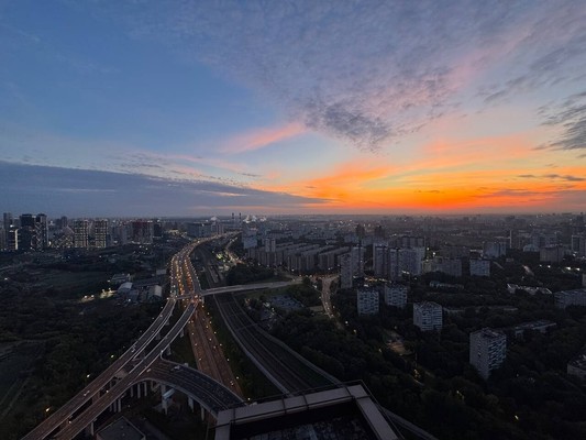 Продам трехкомнатную (3-комн.) квартиру, Генерала Дорохова пр-кт, 49, Москва г