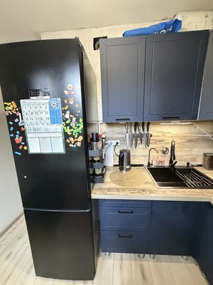 Продам трехкомнатную (3-комн.) квартиру, Павловская ул, 78, Колпино г