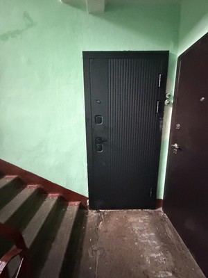 Продам трехкомнатную (3-комн.) квартиру, Павловская ул, 78, Колпино г