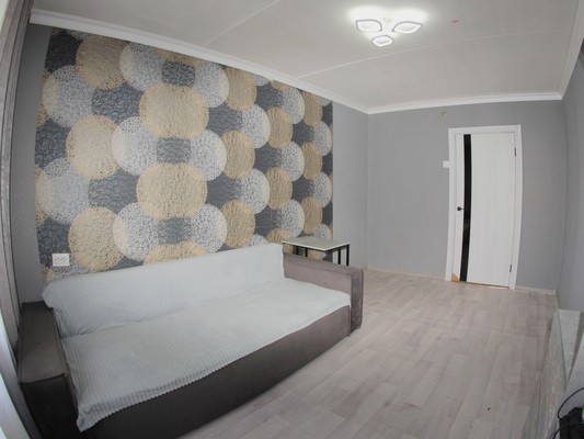 Продам трехкомнатную (3-комн.) квартиру, Каляева ул, 14, Пермь г