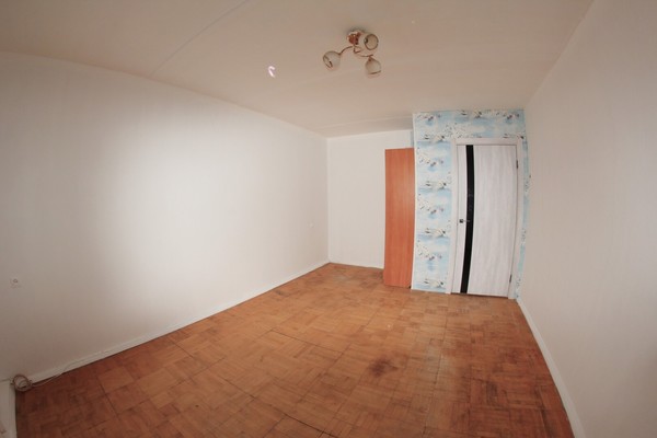 Продам трехкомнатную (3-комн.) квартиру, Каляева ул, 14, Пермь г