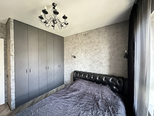 Продам трехкомнатную (3-комн.) квартиру, 8 Марта ул, 12к1, Люберцы г