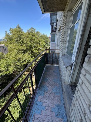 Продам трехкомнатную (3-комн.) квартиру, Пограничная ул, 19, Находка г