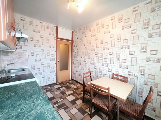 Продам однокомнатную (1-комн.) квартиру, Зубковой ул, 20к4, Рязань г