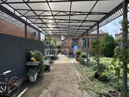 Продам дом, Краснодарская ул, 240, Славянск-на-Кубани г, 0 км от города