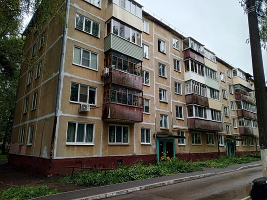 Продам многокомнатную квартиру, Строителей ул, 9, Йошкар-Ола г