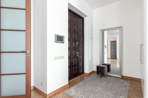 Сдам трехкомнатную (3-комн.) квартиру, Тверская ул, 9, Москва г