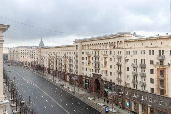 Сдам трехкомнатную (3-комн.) квартиру, Тверская ул, 9, Москва г
