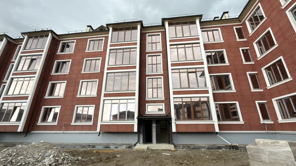 Продам трехкомнатную (3-комн.) квартиру, Шогенова ул, 75, Нальчик г