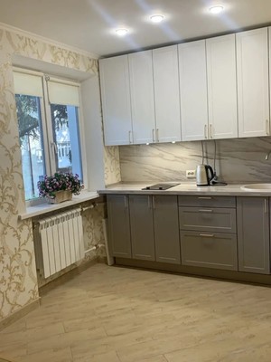 Продам трехкомнатную (3-комн.) квартиру, Маршала Жукова ул, 25, Туапсе г