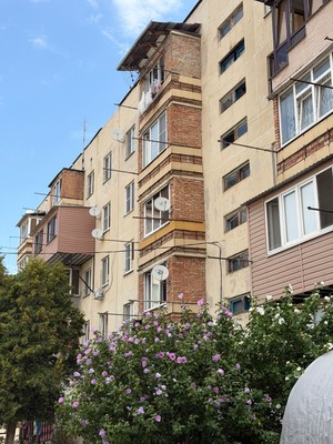 Продам двухкомнатную (2-комн.) квартиру, Фрунзе ул, 7, Баксан г