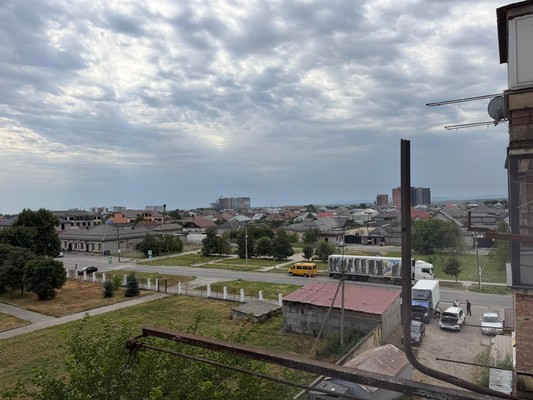 Продам двухкомнатную (2-комн.) квартиру, Фрунзе ул, 7, Баксан г