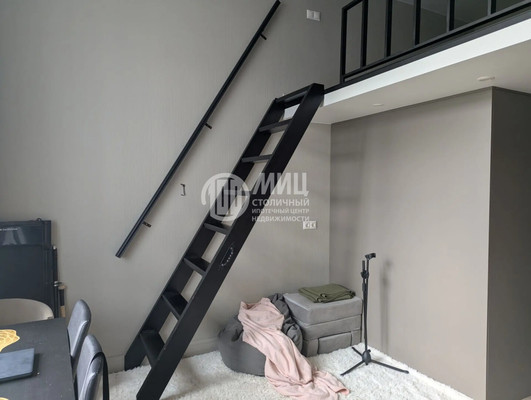 Продам однокомнатную (1-комн.) квартиру, Шереметьевская ул, 85, Москва г