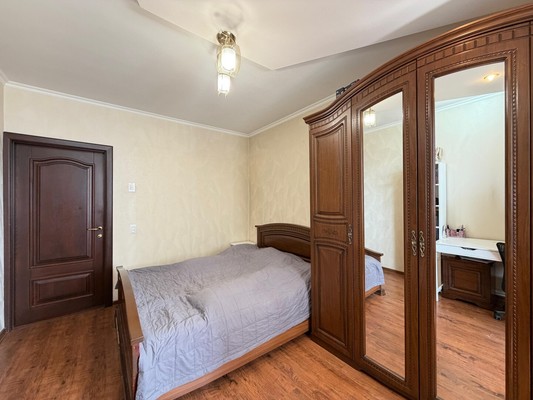 Продам многокомнатную квартиру, Тарчокова ул, 58, Нальчик г