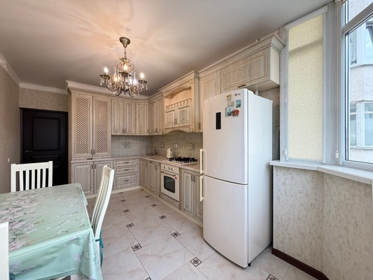 Продам трехкомнатную (3-комн.) квартиру, Тарчокова ул, 21к5, Нальчик г