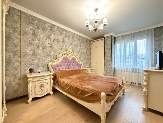 Продам трехкомнатную (3-комн.) квартиру, Тарчокова ул, 21к5, Нальчик г