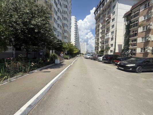 Продам двухкомнатную (2-комн.) квартиру, Видова ул, 212, Новороссийск г