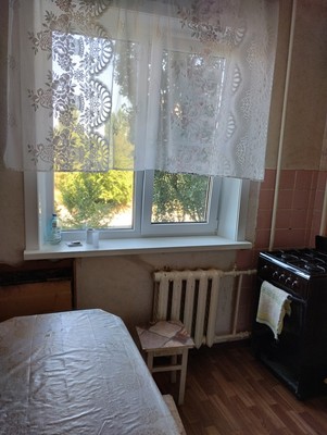 Продам двухкомнатную (2-комн.) квартиру, Маршала Кошевого ул, 64, Волгодонск г