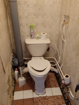 Продам двухкомнатную (2-комн.) квартиру, Маршала Кошевого ул, 64, Волгодонск г