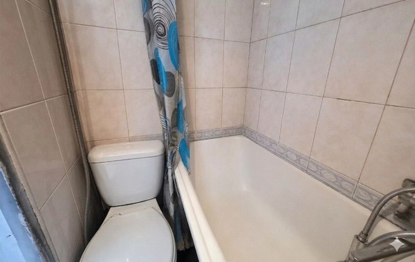 Продам однокомнатную (1-комн.) квартиру, Калинина ул, 60, Симферополь г