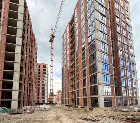 Продам трехкомнатную (3-комн.) квартиру, Атажукина ул, 147, Нальчик г