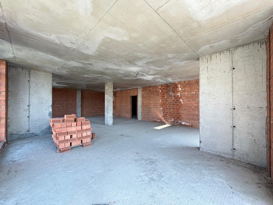 Продам трехкомнатную (3-комн.) квартиру, Атажукина ул, 147, Нальчик г