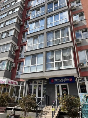 Продам двухкомнатную (2-комн.) квартиру, Старозенитная ул, 5, Симферополь г