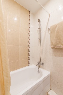 Продам однокомнатную (1-комн.) квартиру, Космонавтов б-р, 11, Красногорск г
