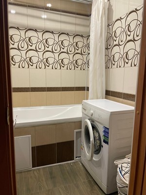 Продам двухкомнатную (2-комн.) квартиру, Новая ул, 16к1, Янино-2 д