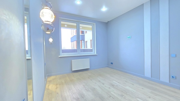 Продам трехкомнатную (3-комн.) , Космонавта Леонова ул, 47, Калининград г