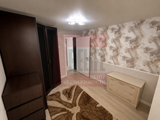 Продам двухкомнатную (2-комн.) квартиру, Летняя ул, 52, Калининград г