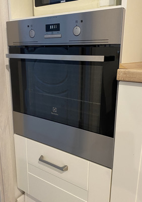 Продам двухкомнатную (2-комн.) квартиру, Александры Монаховой ул, 90к2, Коммунарка п