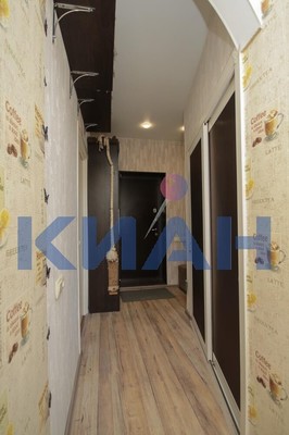 Продам двухкомнатную (2-комн.) квартиру, Свободный пр-кт, 43а, Красноярск г