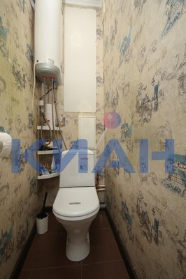 Продам двухкомнатную (2-комн.) квартиру, Свободный пр-кт, 43а, Красноярск г