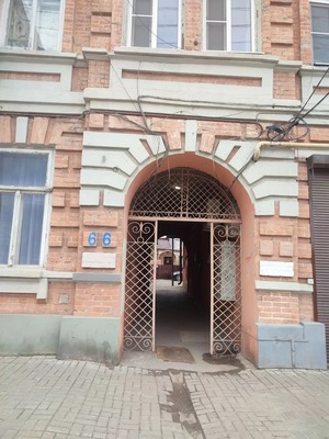 Продам 2-комн. в 6-комн. квартире, Максима Горького ул, 64, Ростов-на-Дону г