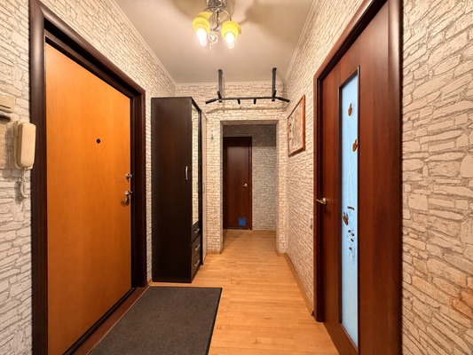 Продам двухкомнатную (2-комн.) квартиру, Беловежская ул, 71, Москва г