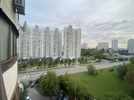 Продам двухкомнатную (2-комн.) квартиру, Новочерёмушкинская ул, 63к2, Москва г