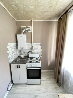 Продам трехкомнатную (3-комн.) квартиру, Большая ул, 165, Ишим г