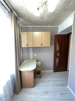 Продам трехкомнатную (3-комн.) квартиру, Большая ул, 165, Ишим г