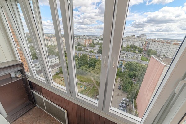 Продам двухкомнатную (2-комн.) квартиру, Кулакова ул, 3, Пенза г